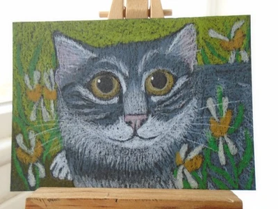 猫 Ollietuxedo 原装 2.5x3.5 英寸 ACEO Tabby 猫院子里 — 第 1/4 张图片