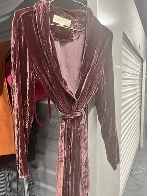 布和石头天鹅绒长袍 XS — 第 1/3 张图片