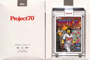2021 TOPPS PROJECT 70 #755 CAL RIPKEN JR. - MARVEL IRON MAN COMIC - SNOOP DOGG - Picture 1 of 2