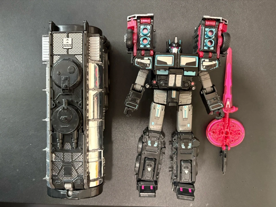 Transformers Legacy Velocitron Speedia 500 Colección Líder Clase Scourge Foto 1 de 1