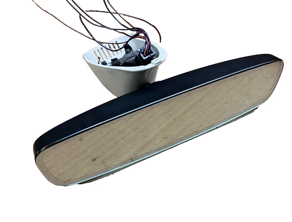 2016-2017 Volkswagen Passat CC Interior Rear View Mirror With Camera 3G8857511C - Image 1 of 4