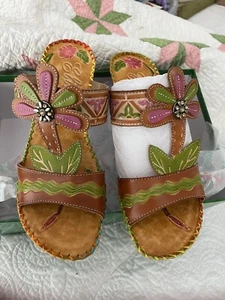 ELITE BY CORKYS NAVAJO RED HAND PAINTED LEATHER SANDALS SIZE 7 - Picture 1 of 7