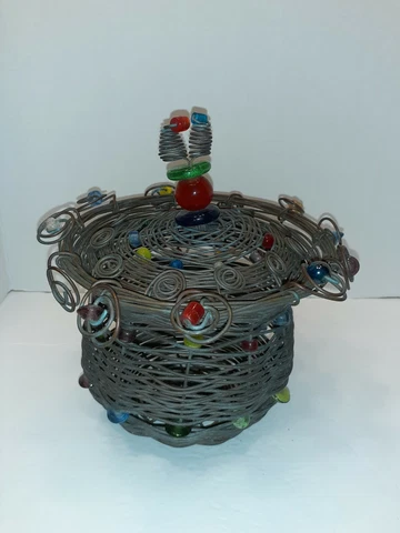 Vintage Woven Wire Basket With Lid And Decorative Color Glass Beads Rare Cover