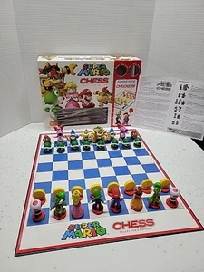 Super Mario 2012 Chess & Checkers Collector's Edition - Usaopoly - Complete  - Picture 1 of 12
