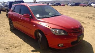 Pinza de freno de disco trasera izquierda usada se adapta a: 2004 Mazda 3 trasero izquierdo grado A Foto 1 de 4
