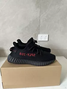 Size 9.5 - adidas Yeezy Boost 350 V2 Low Bred - Picture 1 of 5