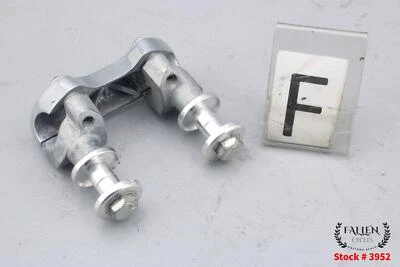 2010 Harley Electra Glide CVO 1" conjunto de braçadeira de montagem guidão riser cromado - Imagem 1 de 4