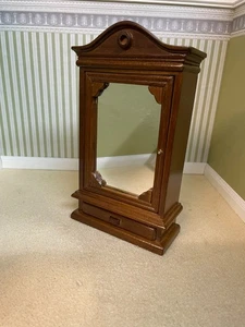 1:12th Scale Dolls House furniture, Mahogany Display Cabinet SHF474B - Picture 1 of 2