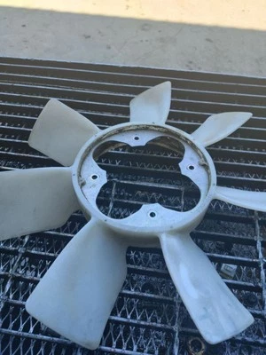 RADIATOR COOLING FAN BLADE 1995-2023 TOYOTA TACOMA Foto 1 de 4