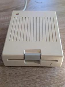 Apple IIc 5.25 A2M4050 External Floppy Drive - Afbeelding 1 van 9