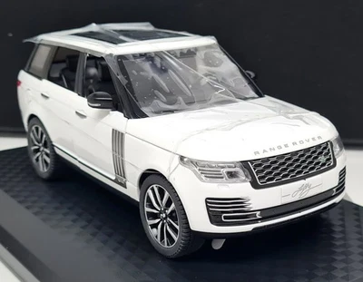 QY Toys 1/24 - Range Rover 50th Anniversary White Diecast Scale Model Car - Image 1 of 4