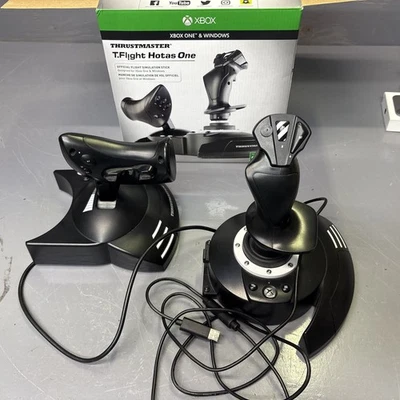 Lightly Used Thrustmaster T-Flight Hotas no scratches or scuffs - Image 1 of 4