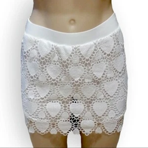 Off-white/cream crochet, short skirt / skort with heart pattern fits AU 6-8 - Picture 1 of 6