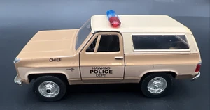 Stranger Things Hopper’s 1980 Chevy Blazer 1:32 Scale Hawkins Police Chief - Picture 1 of 17