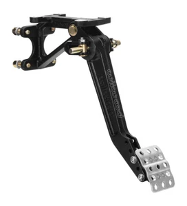 Wilwood 340-16379 Schwenkbares Brems- und Kupplungspedal 6.25-7:1 Dual M/C - Afbeelding 1 van 2