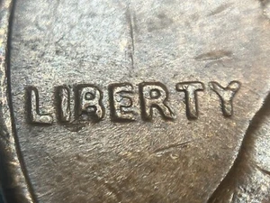 1979 Penny -ERROR- broken die on obverse - Picture 1 of 4