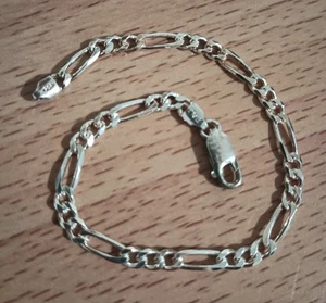 Vtg 925 Italian Sterling Silver 4mm Figaro Chain Bracelet 8 1/4 inches long - Picture 1 of 4
