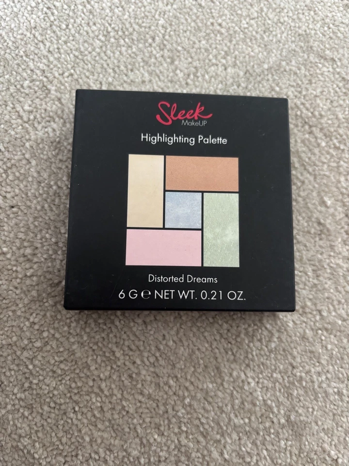 Sleek MakeUp - Highlighting Palette - 1130 - Distorted Dreams - Image 1 of 1