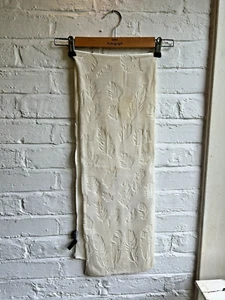 Ladies Scarf Silk Mix In Ivory By Keneth Cole - Picture 1 of 5