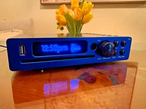 Brennan JB7 Music Player / CD Player  - Tested Rare!! - Picture 1 of 3