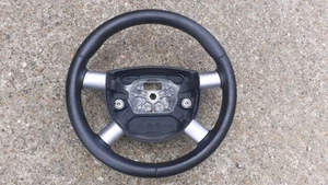 Volante de cuero Ford Mondeo MK3 sin desgaste en los radios - Imagen 1 de 1