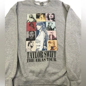 Taylor Swift "The Eras Tour" Gildan Gray Graphic Sweatshirt Unisex Sz Med - Picture 1 of 9