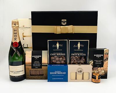 Gift Box Luxury Gourmet Gift Hamper With Chocolates & Moet & Chandon • 189$