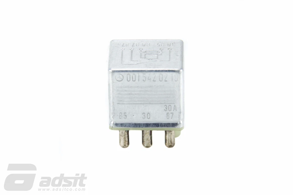 Used Mercedes-Benz 1968-2002 Electronic Window Regulator Relay *0015420219 - Image 1 of 1