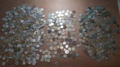 4.8 kilograms of world coins. France, Portugal, Spain, Great Britain - Image 1 of 4