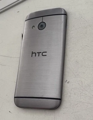 HTC One mini 2 Grau Teilespender Platine Kamera Accu Etc Ok Händler Lesen - Bild 1 von 2