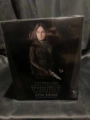 Star Wars Rogue One Jyn Erso Mini Bust by Gentle Giant - Image 1 of 4