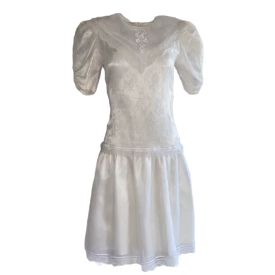 Vestido Gunne Sax Marfim Meninas Manga Curta Jessica McClintock Tamanho 14 Fabricado Nos EUA - Imagem 1 de 4