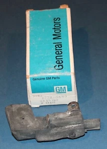 1963-67 Corvette NOS 3830653 LH Conv Top Side Roof Rear Rail Weatherstrip - Picture 1 of 2