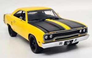 GMP 1/18 Plymouth Road Runner 1970 Street Fighter Yellow 440 Six Pack Model Car - Picture 1 of 16