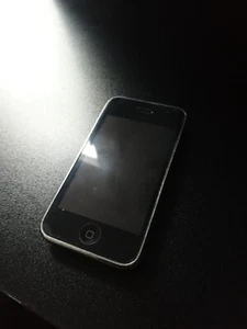 Apple iPhone 3G - 8GB - Black (Unlocked) A1241 (GSM) - Afbeelding 1 van 8