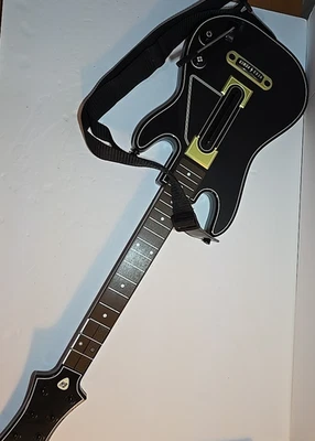 Guitar Hero Live Wireless Guitar W Strap CE0700 Only NO DONGLE PS4 Xbox One - Image 1 of 4