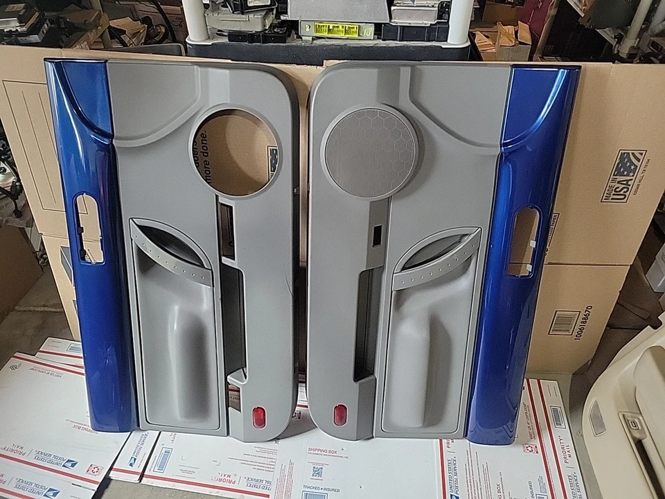 Volkswagen Beetle 1998-2010 convertible paneles de puerta de ventana eléctrica azul/gris Foto 1 de 4