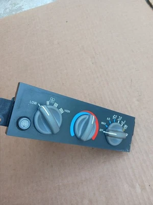 93-96  Firebird HVAC AC A/C Climate Control Unit Panel Assembly Formula Trans am - Image 1 of 4