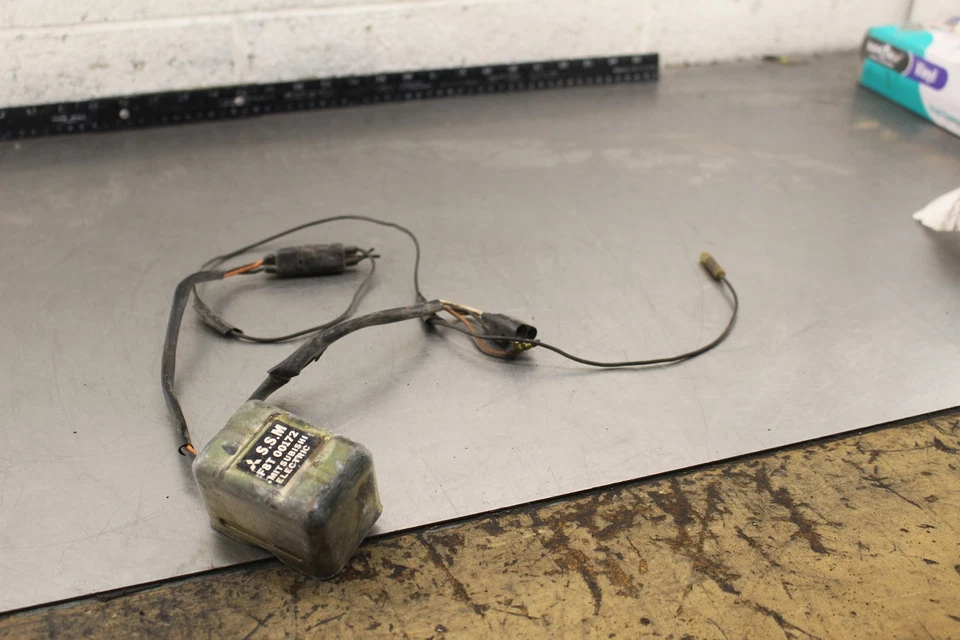 1974 Yamaha TY250 ECU COMPUTER CONTROLLER UNIT BLACK BOX ECM CDI W835 Foto 1 de 4