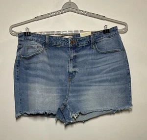 Women's High-Rise Shortie Jean Shorts - Universal Thread Medium Wash Blue 20 - Picture 1 of 2