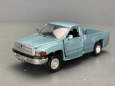 1/43 Road Champs Diecast Dodge Ram Pick Up, Blue D0513 LZ - Image 1 of 4