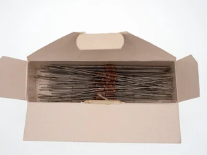 DALE VISHAY RN55D90R9F, 90.9Ω Ohms 1/4W 1% Metal Film Resistor, Box of 60 - Picture 1 of 4