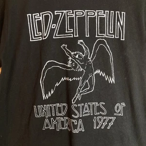 Camiseta Led Zeppelin Unisex Negra Talla 21x28 (Hombre Grande) - Imagen 1 de 4