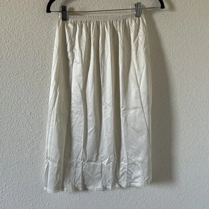 Vintage Midi Slip Skirt Fits Women’s Small Ivory Pullon Dainty Feminine Layer - Picture 1 of 5