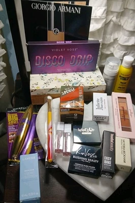 Lote Mixto de Herramientas MAQUILLAJE CUIDADO DE LA PIEL CUIDADO DEL CABELLO BELLEZA Todo Incluido en la Imagen Foto 1 de 4