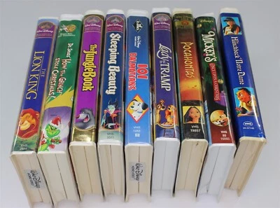 VHS Lot of 9 Clamshell Children's Movies The Lion King The Grinch Foto 1 de 2