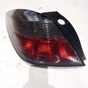 FANALE POSTERIORE SINISTRO OPEL ASTRA H GTC cod. 93190790 - Foto 1 di 7