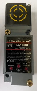 Cutler Hammer E51SBX, E51DS1, E51RA Proximity Switch - Picture 1 of 3