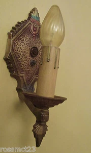 Vintage Beleuchtung DREI antike spanische Revival Wandlampen aus den 1930er Jahren von Markel - Bild 1 von 2