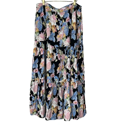 Falda para mujer Rachel Zoe talla mediana negra floral dobladillo en capas bolsillos midi volantes Foto 1 de 4